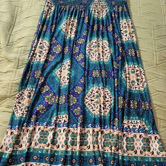 Catch My I juniors size small dress (Q97) - Picture 5 of 7